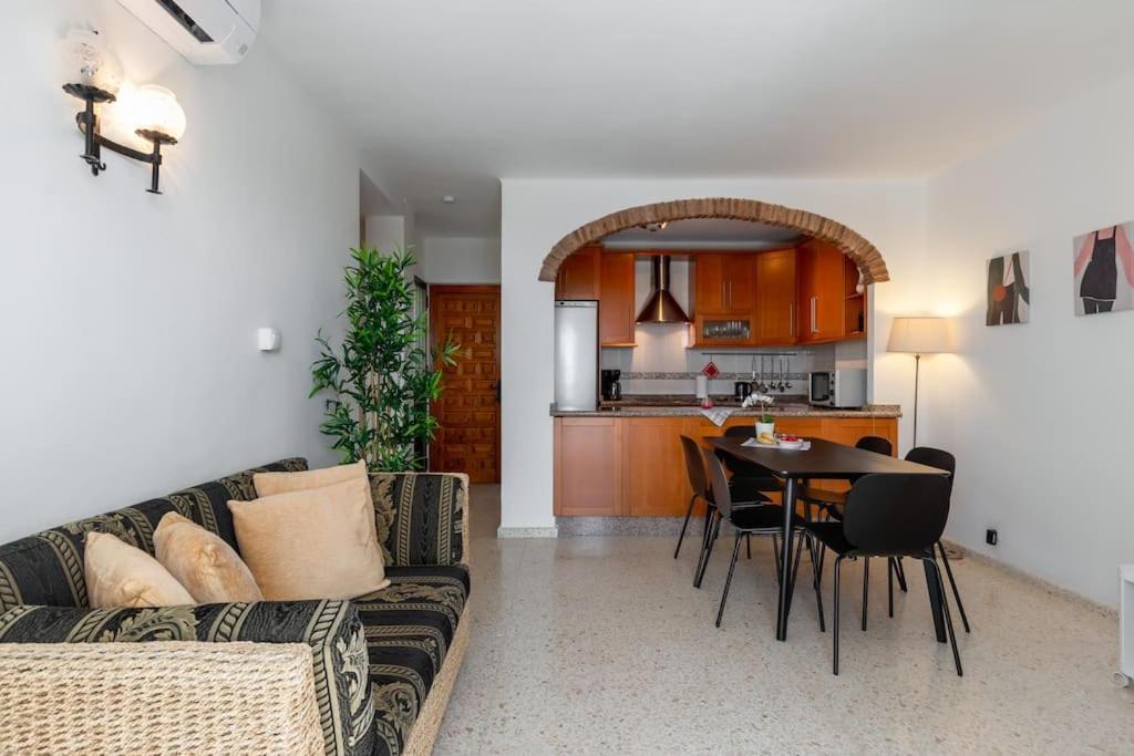 Oasis 16 Apartment Nerja Ngoại thất bức ảnh