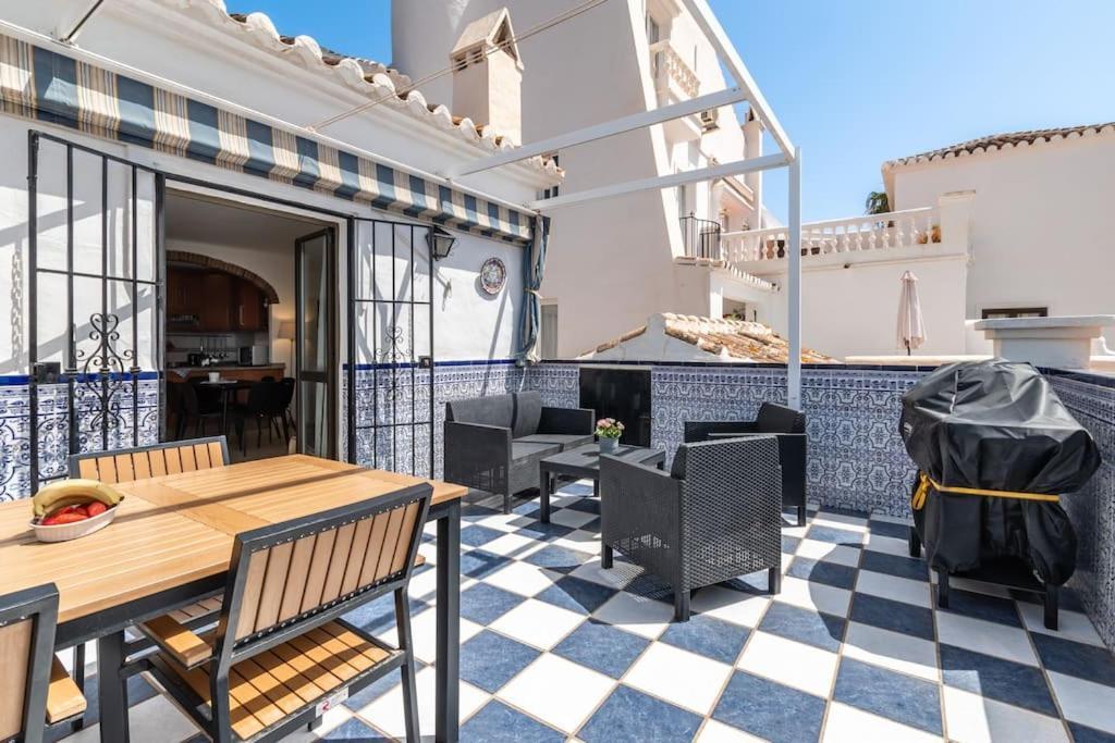 Oasis 16 Apartment Nerja Ngoại thất bức ảnh