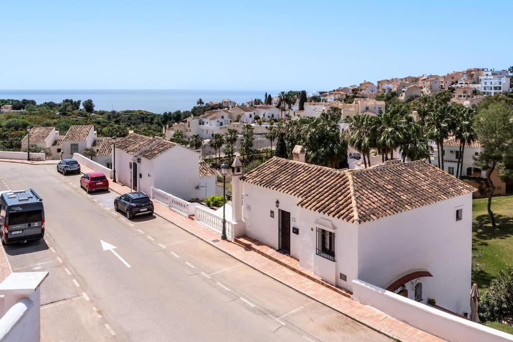 Oasis 16 Apartment Nerja Ngoại thất bức ảnh